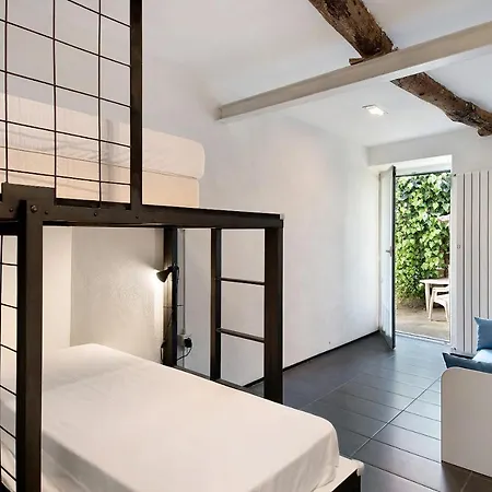 Beroni Su Due Livelli Apartment *