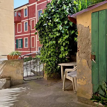 Beroni Su Due Livelli Bonassola